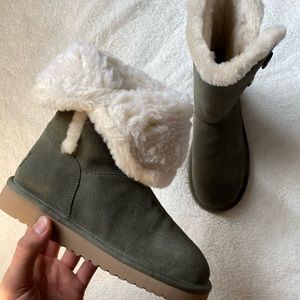 Koolaburra by UGG Tall Boot, Dusty Olive, Size 6